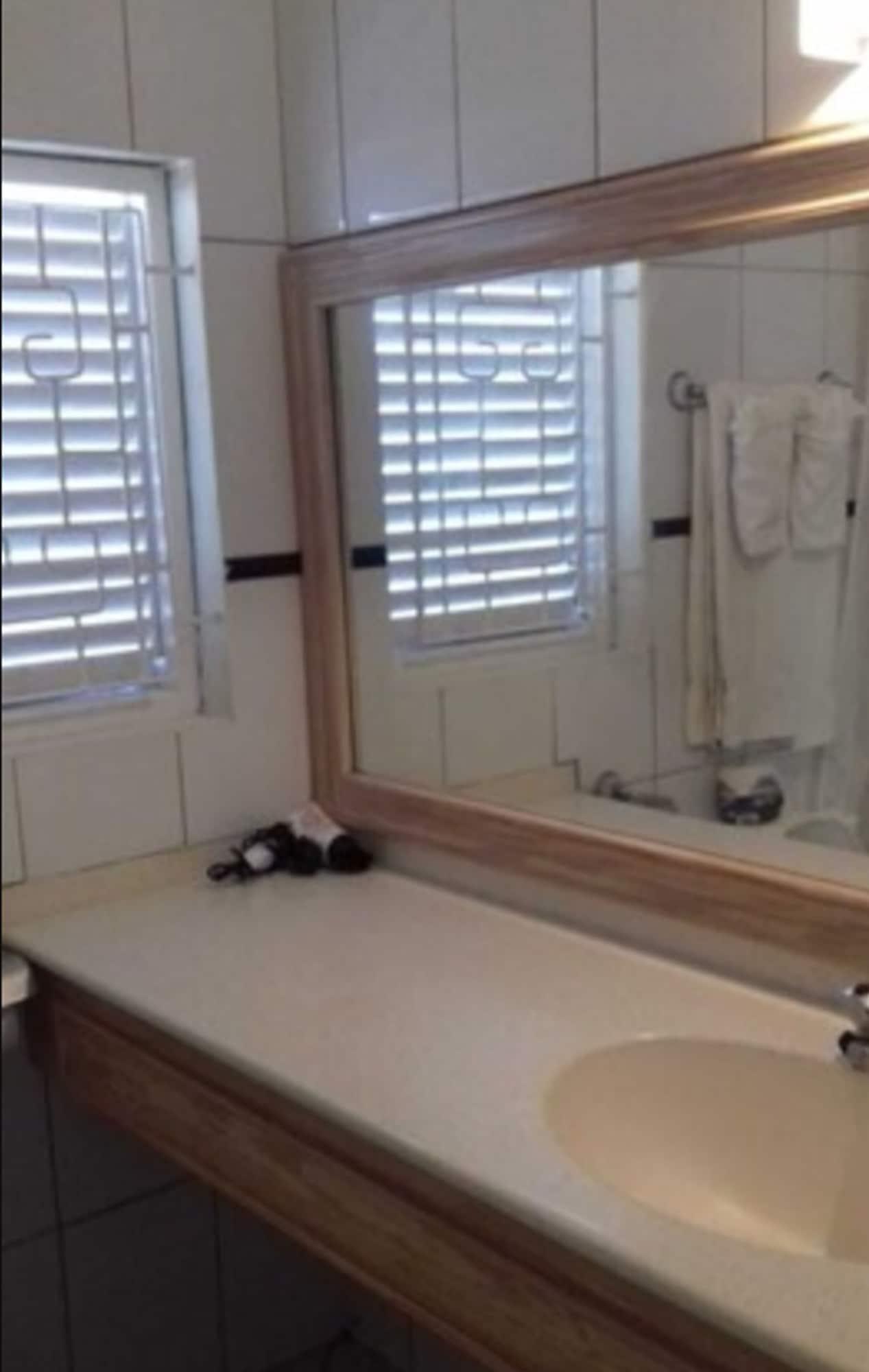 Regent Apartments Holetown Bagian luar foto